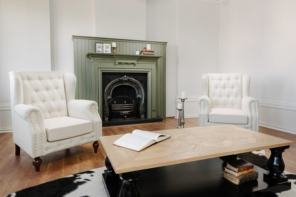 Queen Armchair