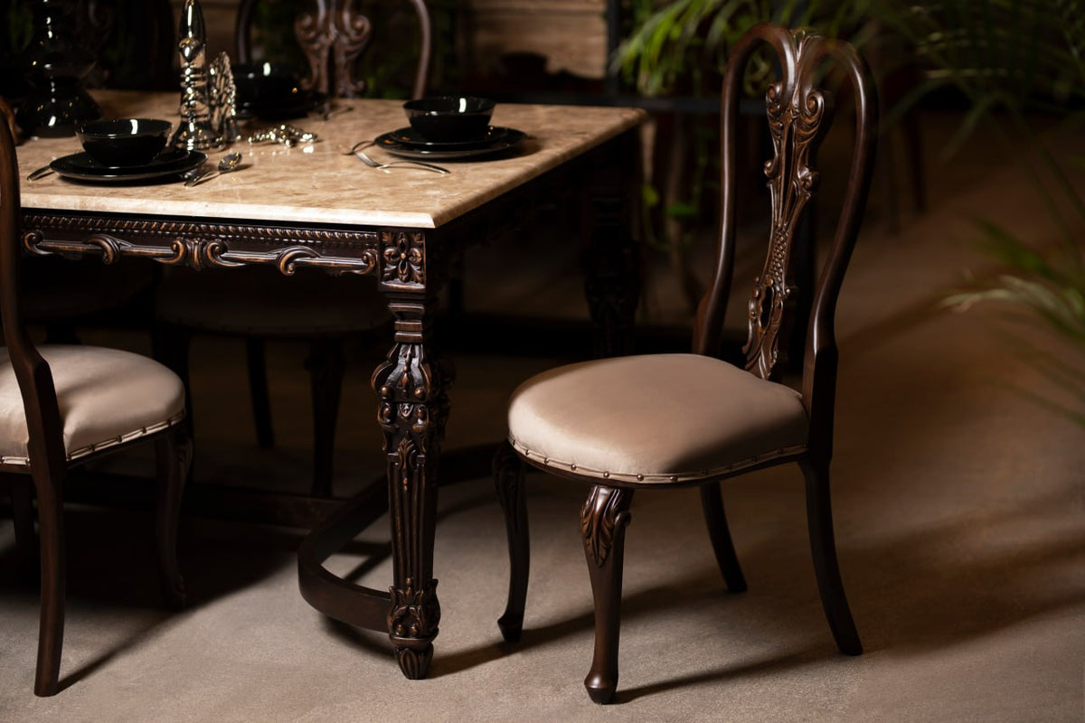 Barkaw Dining Table