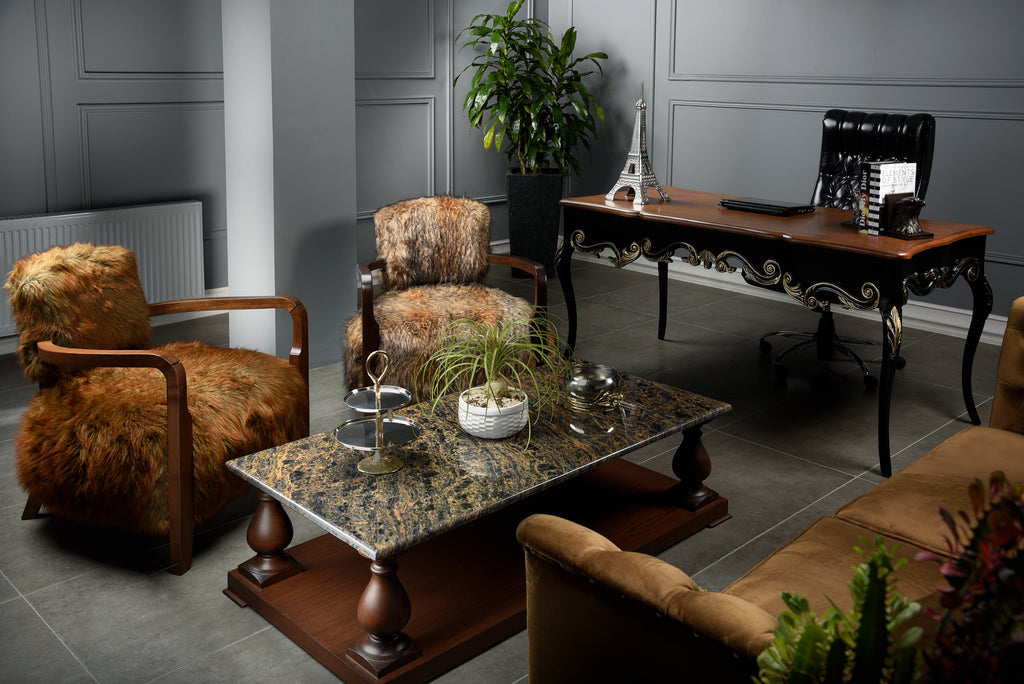 Araz Desk